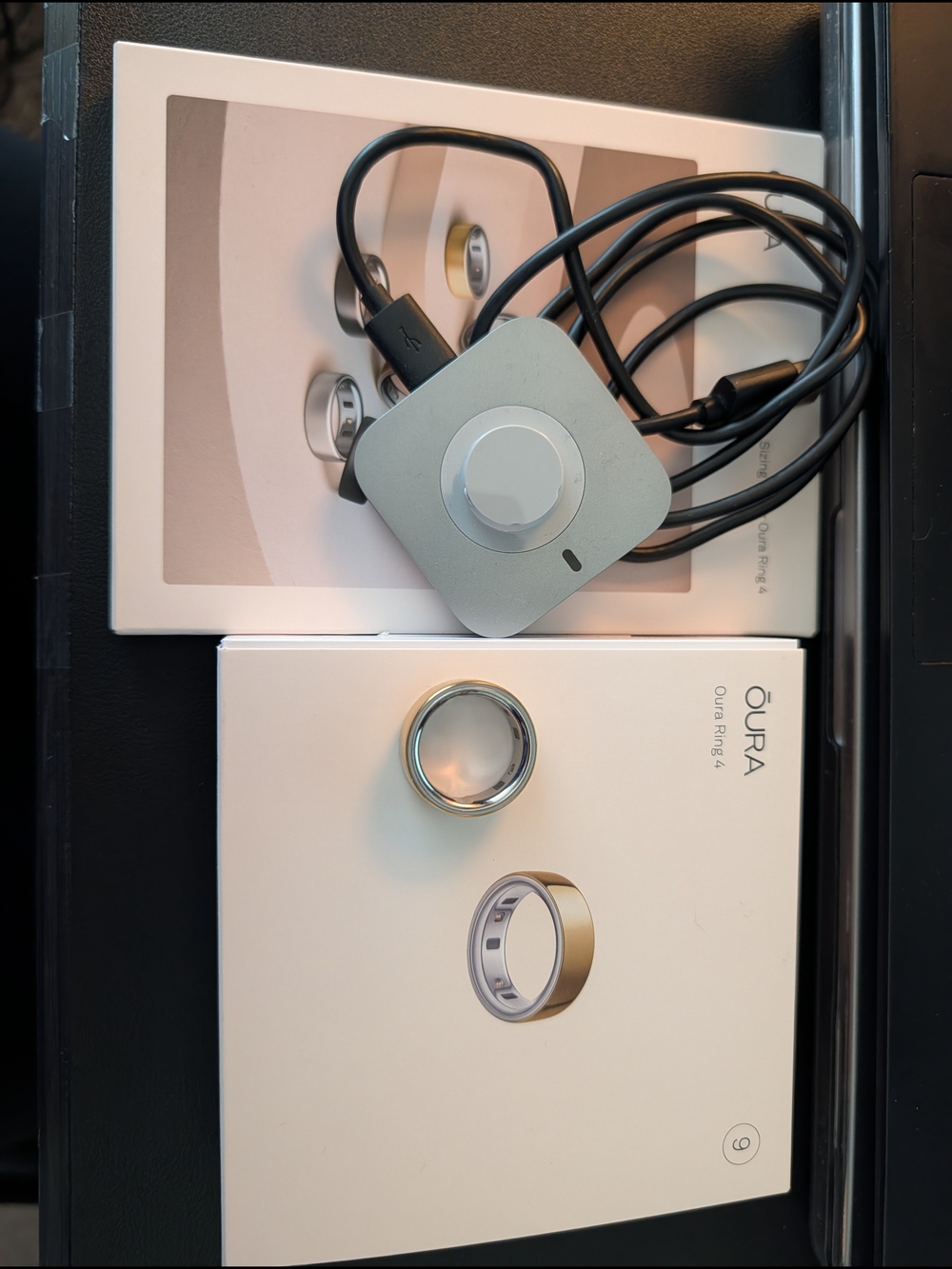 Oura Ring + Charger — size 9